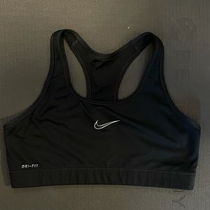 Black Nike racerback sports bra